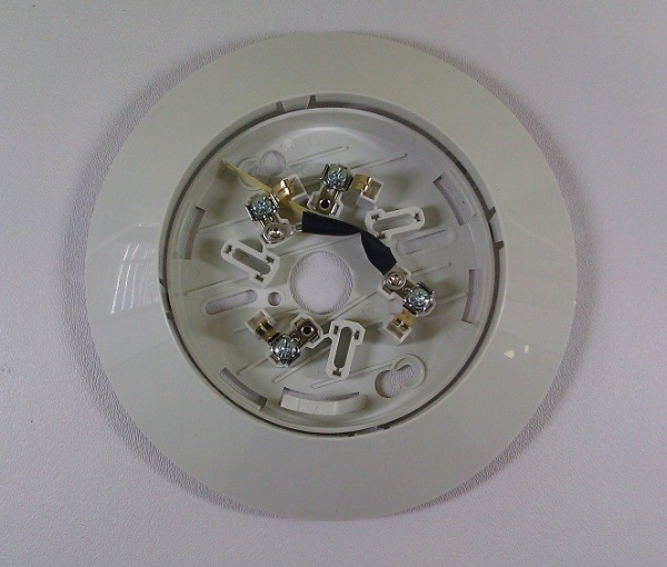Edwards SIGA-SB4, Edwards EST (SIGA-SB4) Smoke Detector Mounting Base & Trim Skirt