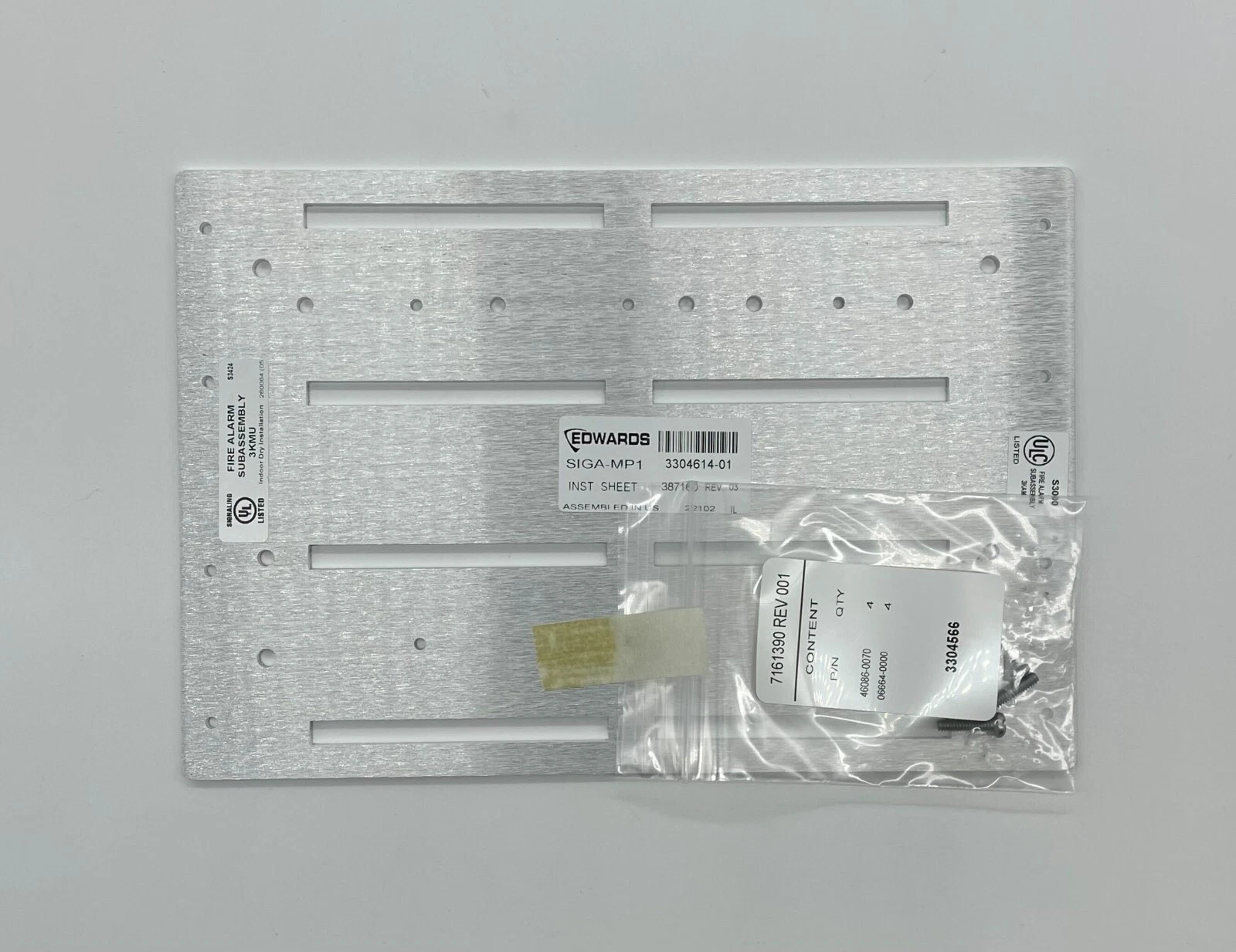 Edwards SIGA-MP1, Edwards (SIGA-MP1) Signature module mounting plate, 1-footprint. space for up to four 2-gang signature modules or eight 1-gang signature modules.